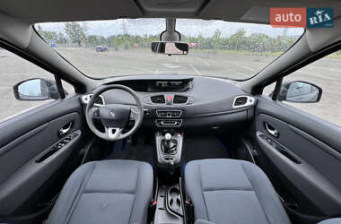 Минивэн Renault Grand Scenic 2010 в 