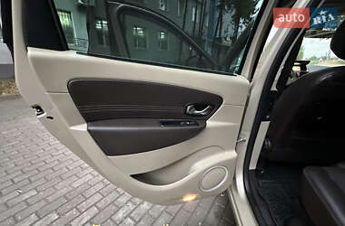 Мінівен Renault Grand Scenic 2011 в 