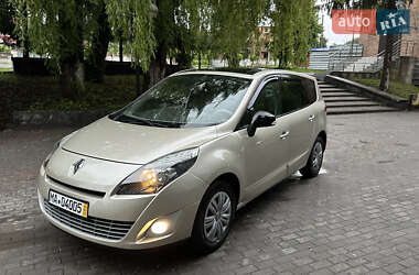 Мінівен Renault Grand Scenic 2011 в 