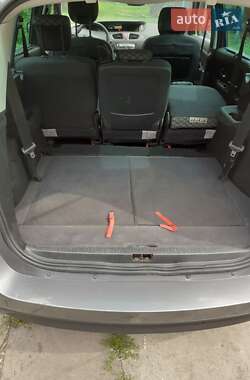 Минивэн Renault Grand Scenic 2011 в 
