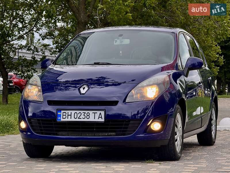 Мінівен Renault Grand Scenic 2010 в Одесі