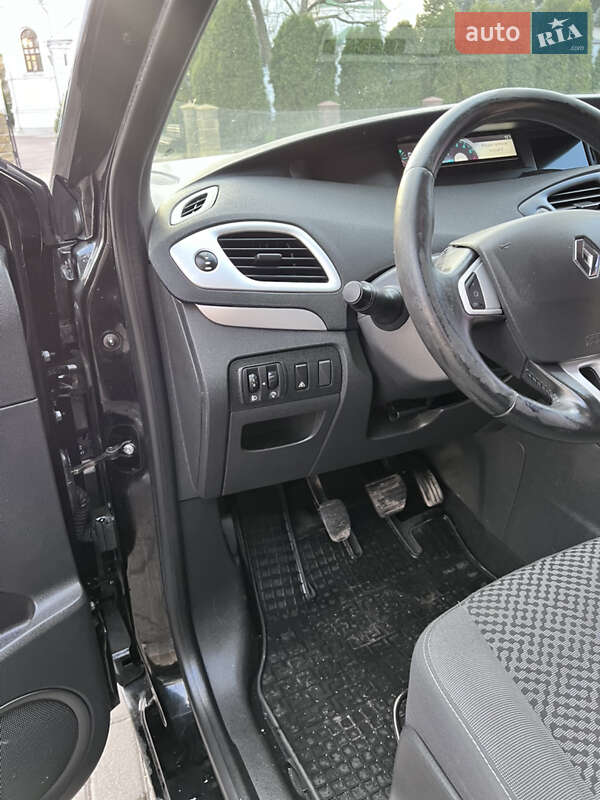 Мінівен Renault Grand Scenic 2012 в Дубні