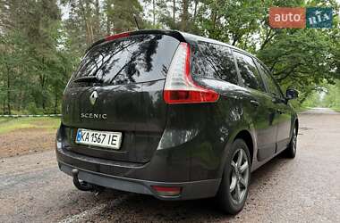 Минивэн Renault Grand Scenic 2009 в 