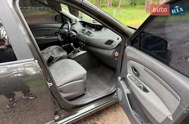 Минивэн Renault Grand Scenic 2009 в 
