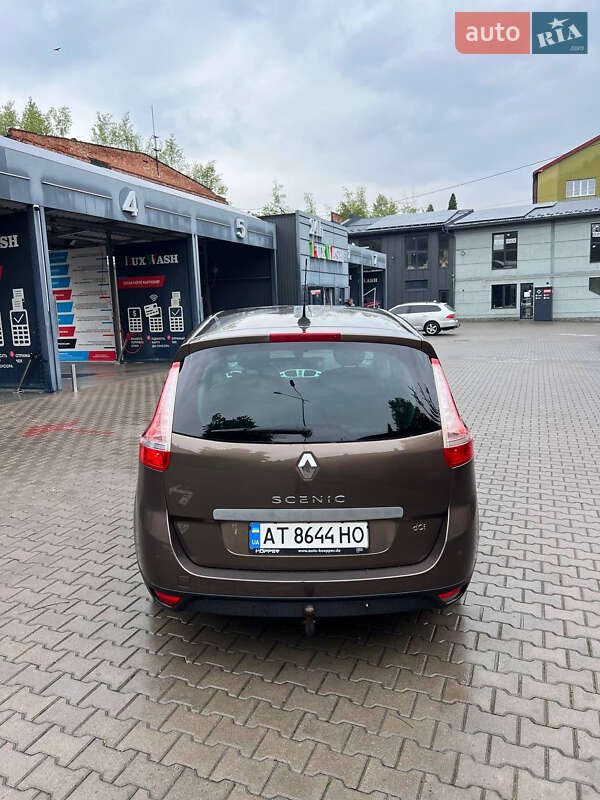 Минивэн Renault Grand Scenic 2010 в Коломые