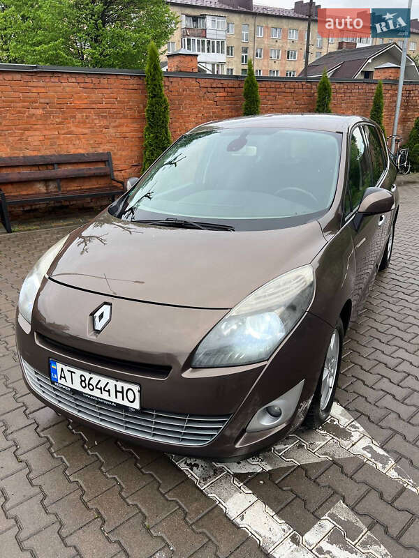 Минивэн Renault Grand Scenic 2010 в Коломые