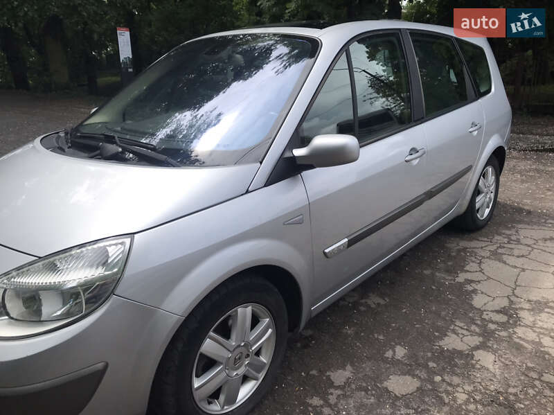Минивэн Renault Grand Scenic 2006 в Нетешине