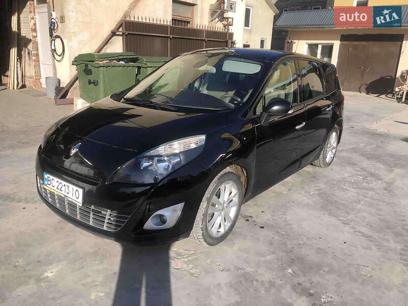 Renault Grand Scenic 2011