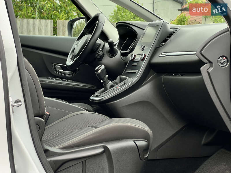 Минивэн Renault Grand Scenic 2017 в Луцке