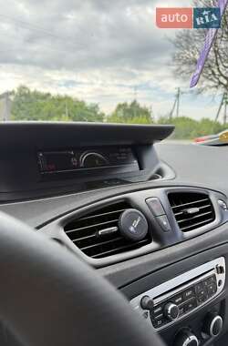 Мінівен Renault Grand Scenic 2013 в 