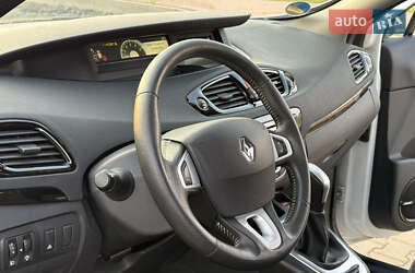 Минивэн Renault Grand Scenic 2011 в 