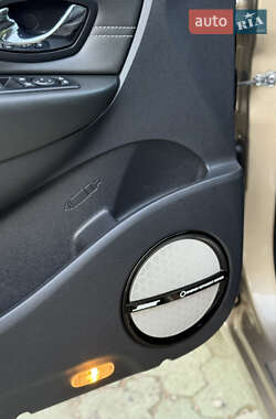 Мінівен Renault Grand Scenic 2014 в 
