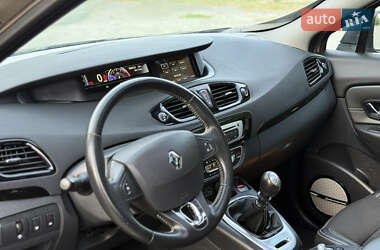 Мінівен Renault Grand Scenic 2014 в 