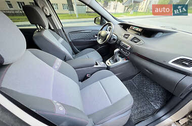Мінівен Renault Grand Scenic 2013 в 