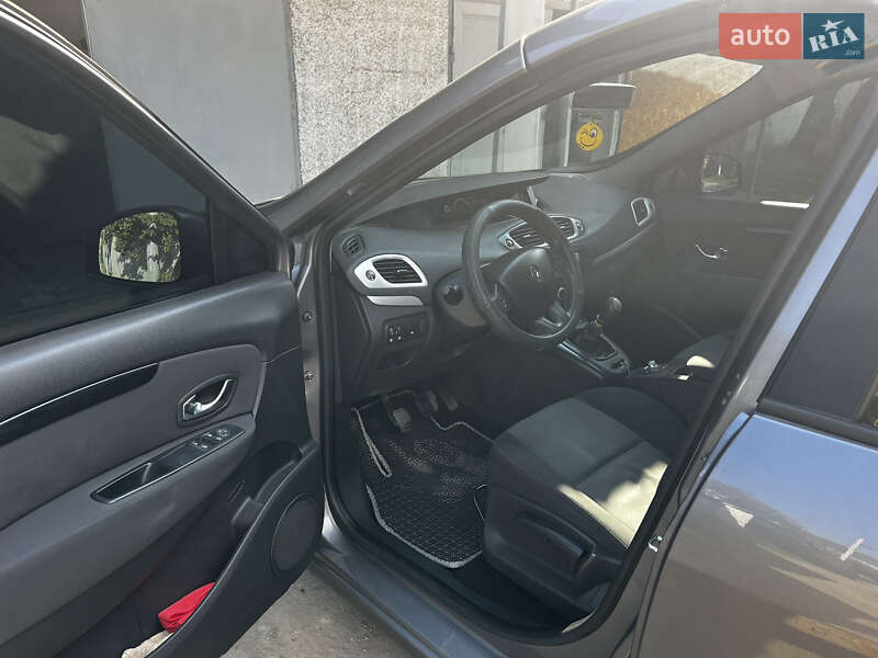 Минивэн Renault Grand Scenic 2013 в Подольске фото 5 Минивэн Renault Grand Scenic 2013 в Подольске