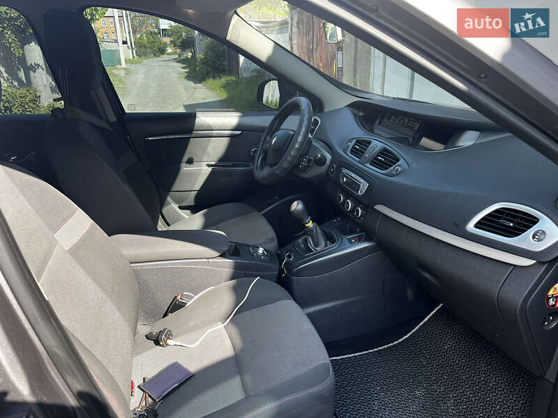 Минивэн Renault Grand Scenic 2013 в Подольске фото 7 Минивэн Renault Grand Scenic 2013 в Подольске