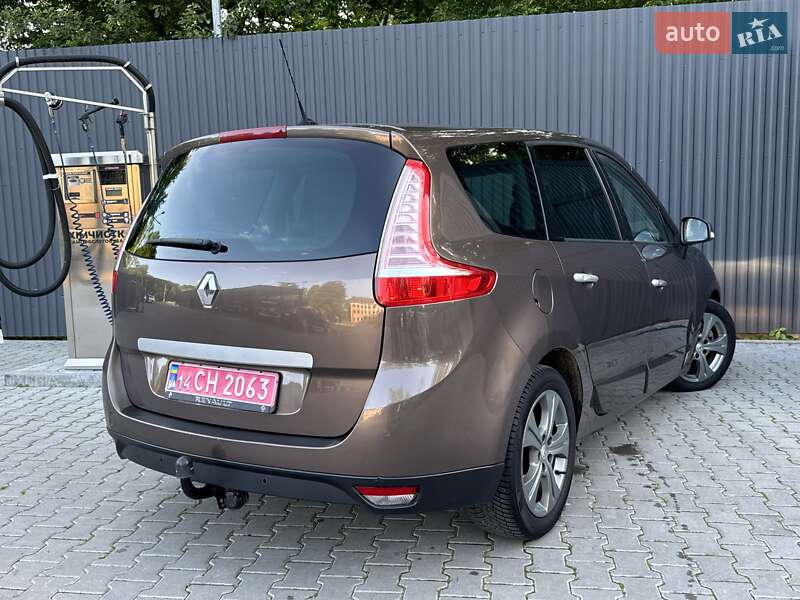 Мінівен Renault Grand Scenic 2010 в Дрогобичі