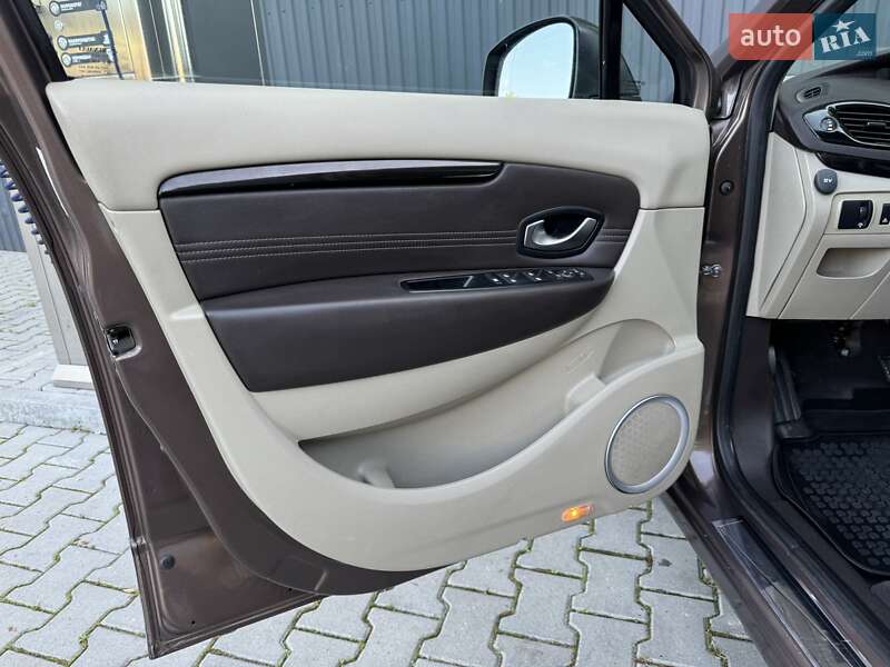 Мінівен Renault Grand Scenic 2010 в Дрогобичі