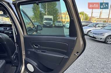 Минивэн Renault Grand Scenic 2014 в 