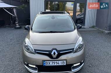 Минивэн Renault Grand Scenic 2014 в 