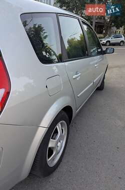 Минивэн Renault Grand Scenic 2008 в 