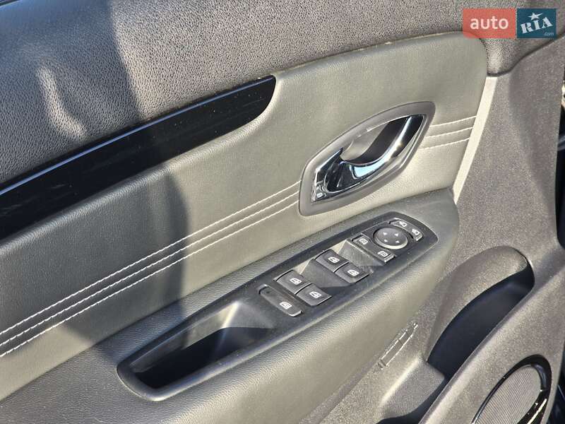 Мінівен Renault Grand Scenic 2011 в Ковелі