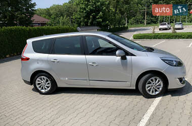 Мінівен Renault Grand Scenic 2012 в 