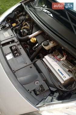 Минивэн Renault Grand Scenic 2010 в 