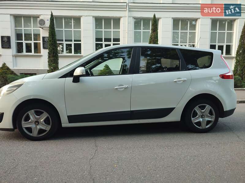 Минивэн Renault Grand Scenic 2012 в Белой Церкви