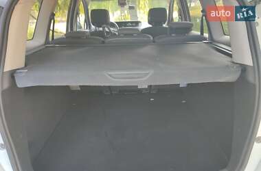 Минивэн Renault Grand Scenic 2012 в 