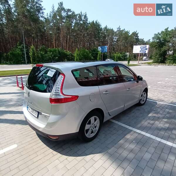 Минивэн Renault Grand Scenic 2010 в Киеве