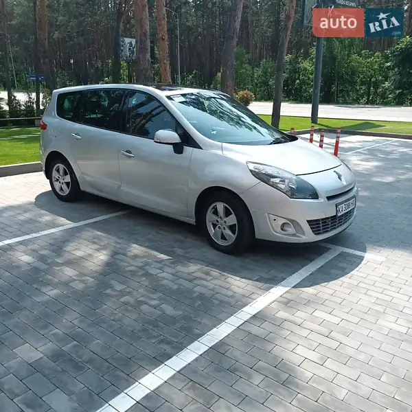 Renault Grand Scenic