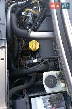 Минивэн Renault Grand Scenic 2010 в 