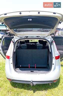 Минивэн Renault Grand Scenic 2010 в 