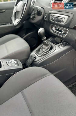 Минивэн Renault Grand Scenic 2013 в 