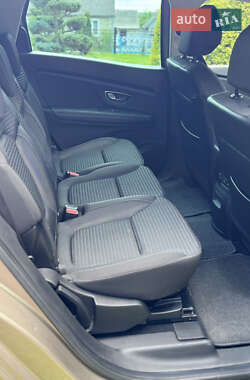 Минивэн Renault Grand Scenic 2019 в 