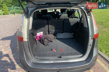 Минивэн Renault Grand Scenic 2012 в 