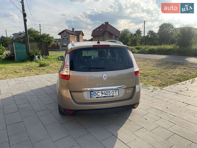 Мінівен Renault Grand Scenic 2014 в Стрию