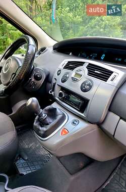 Минивэн Renault Grand Scenic 2007 в 