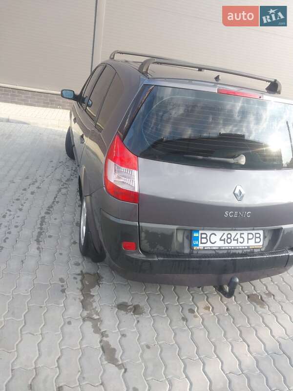 Renault Grand Scenic 2004