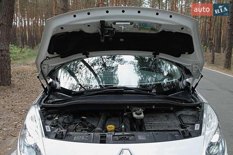 Минивэн Renault Grand Scenic 2013 в Полтаве