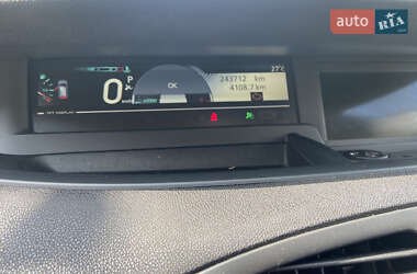Минивэн Renault Grand Scenic 2011 в 