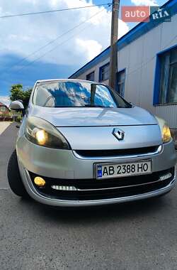 Минивэн Renault Grand Scenic 2012 в Липовце