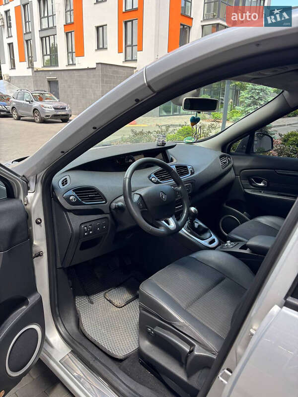 Мінівен Renault Grand Scenic 2011 в Вараші фото 8 Мінівен Renault Grand Scenic 2011 в Вараші