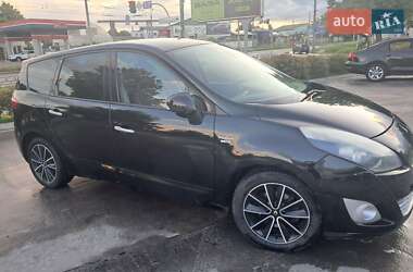 Renault Grand Scenic 2011