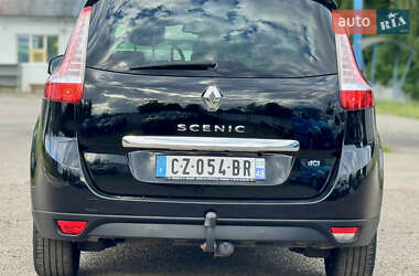 Мінівен Renault Grand Scenic 2014 в 