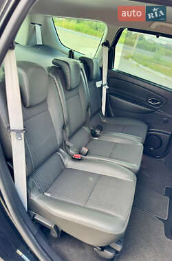 Мінівен Renault Grand Scenic 2014 в 