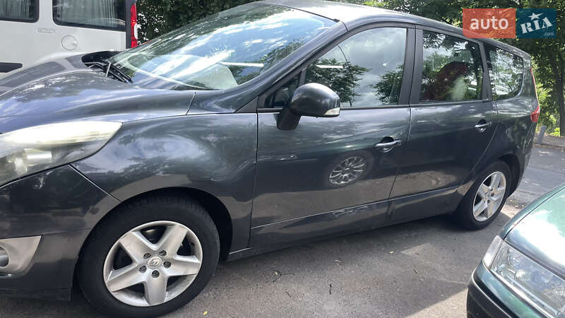 Мінівен Renault Grand Scenic 2011 в Києві