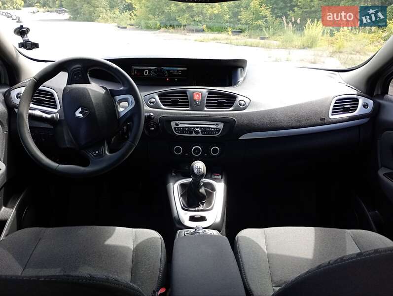 Минивэн Renault Grand Scenic 2010 в Чернигове