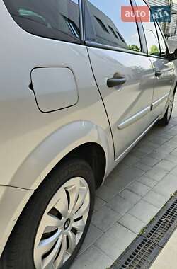 Минивэн Renault Grand Scenic 2008 в 